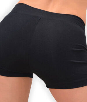 hotpants-schwarz-damen-modell-rueckansicht