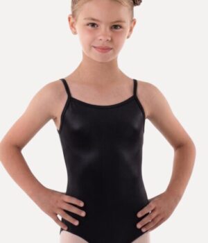trikot-schwarz-kinder-giselle-modell-vorderansicht