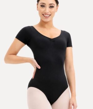 ballettanzug-schwarz-damen-modell-etude-vorderansicht