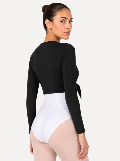 ballettjacke-schwarz-damen-modell-rueckansicht