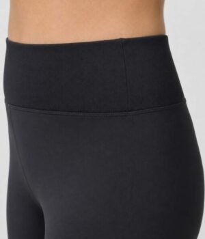 legging-schwarz-damen-dancer-flex-modell-vorderansicht-detail