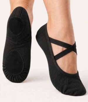 ballettschuhe-damen-schwarz-veganova-am-modell-vorder-und-sohlenansicht