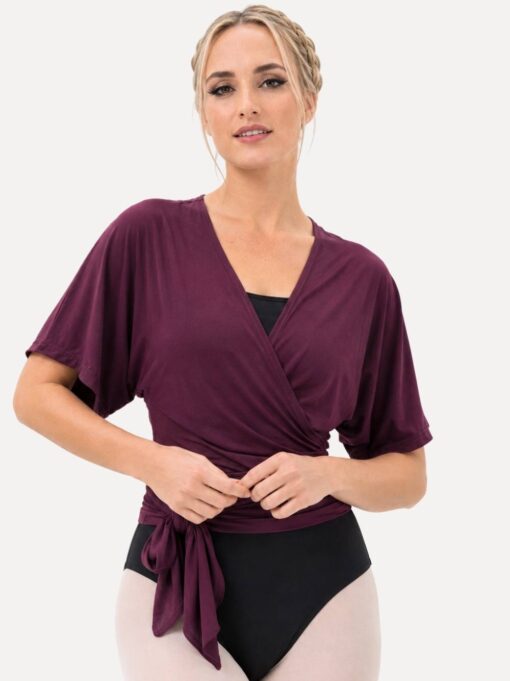 kimono-bordeaux-damen-modell-vorderansicht