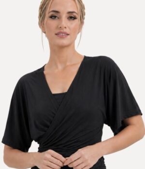 kimono-schwarz-damen-modell-studio
